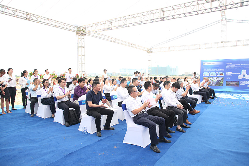 898A3445.jpg 898A3445.jpg